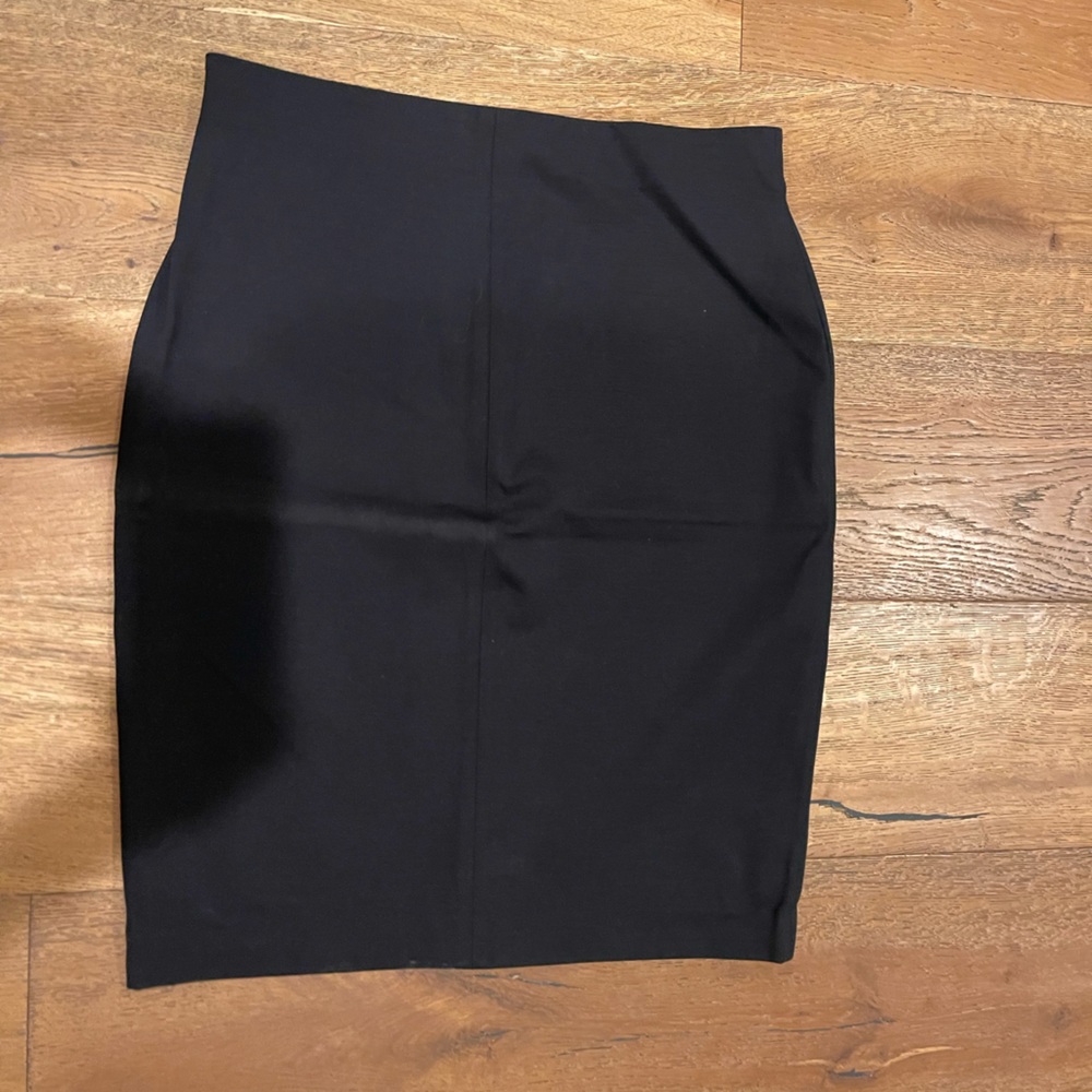 Loft ponte knit pencil skirt, size large